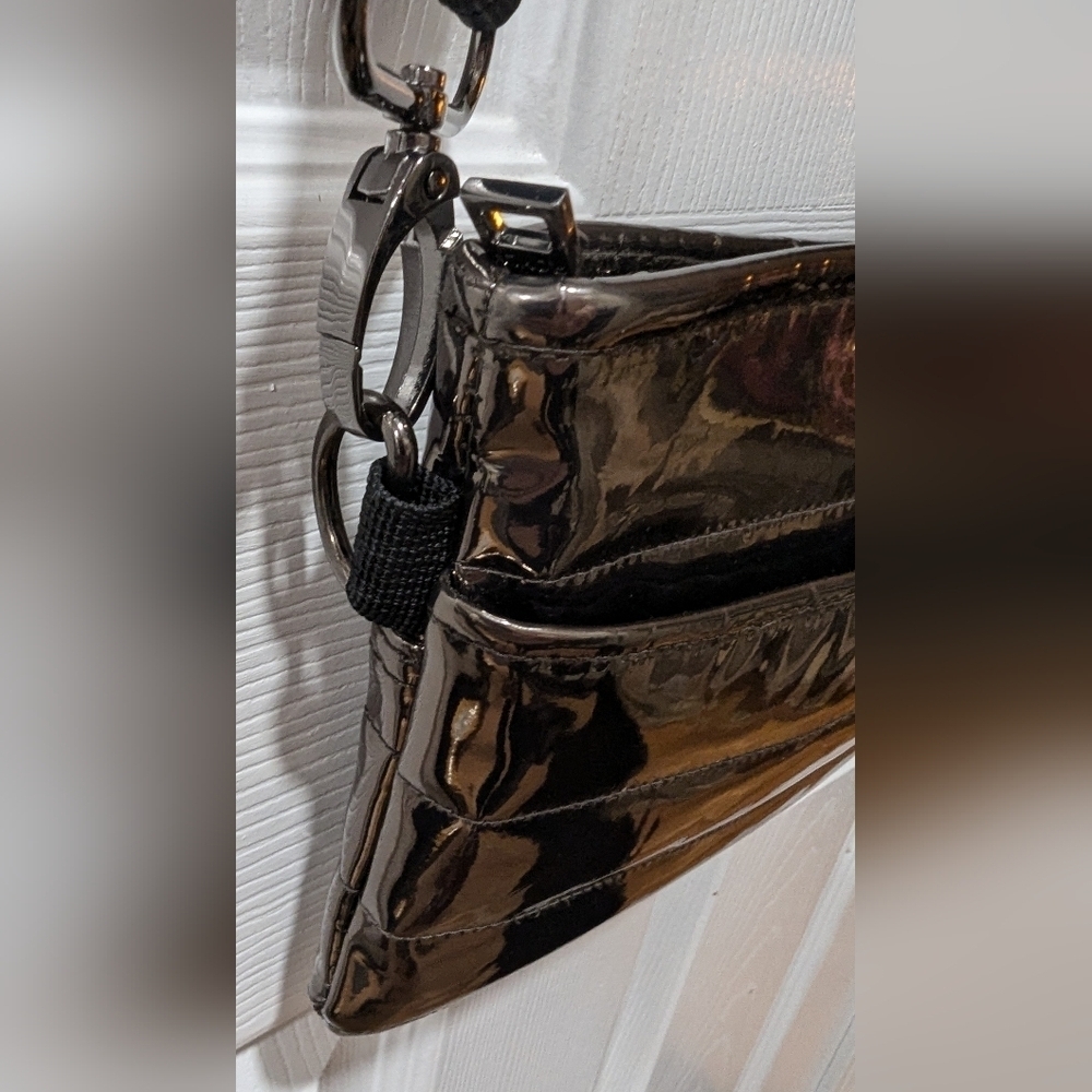 Think Roslyn Bum Bag Crossbody - Picture 16 of 16